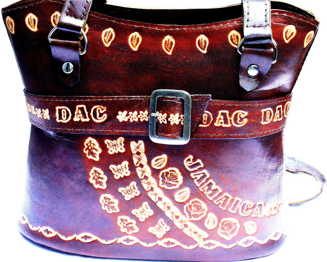 Dac Genuine Handcrafted Pouch Leather Bag